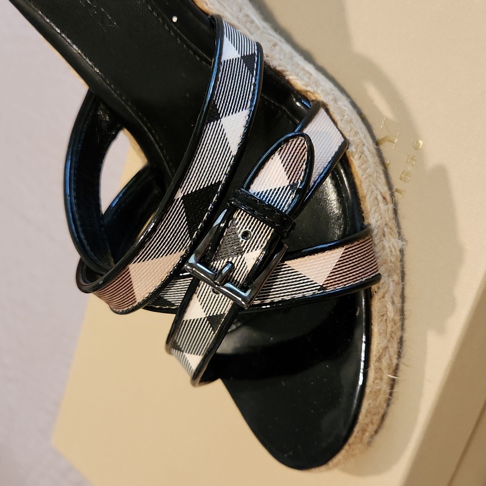 Burberry wedges size Eur 39 - Picture 6 of 11